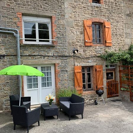 Doxie Cottage Saint-Chabrais 外观 照片