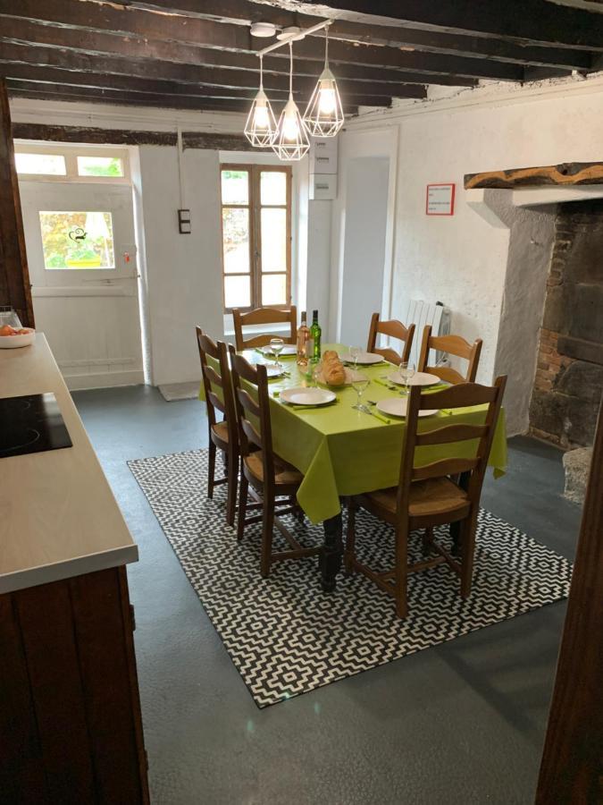 Doxie Cottage Saint-Chabrais 外观 照片
