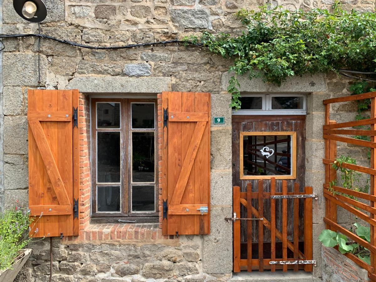 Doxie Cottage Saint-Chabrais 外观 照片